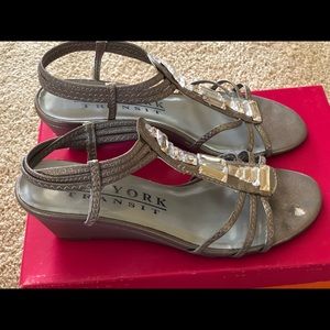 New York transit wedge heel, gold, size 7.5